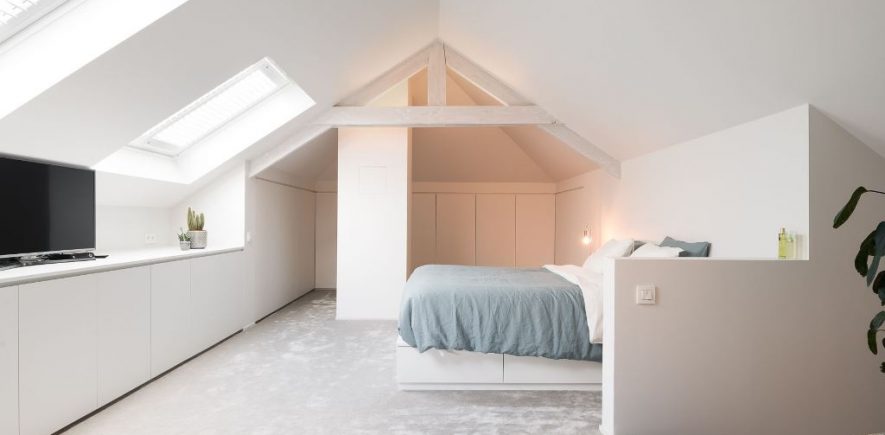 Bureaukast en slaapkamer