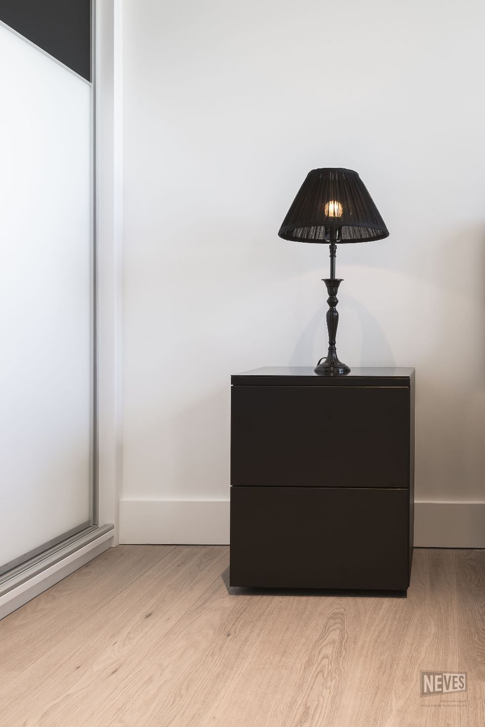 Maatmeubels met bijhorend lampje